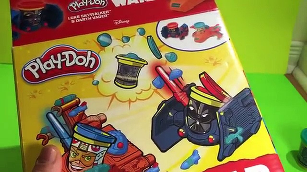 STAR WARS Playdoh Luke Skywalker, Darth Vader and Light Sabers play dough Surprise Egg Battle play