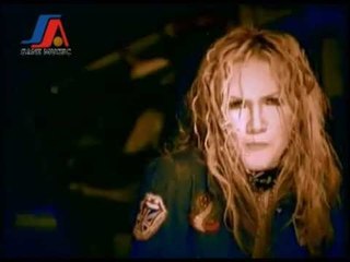 Mabok Janda - Tuty Wibowo (Official Music Video)