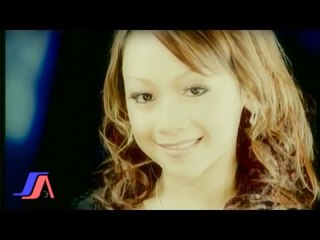 Erlin Syahara - Cinta Dan Airmata (Official Music Video)