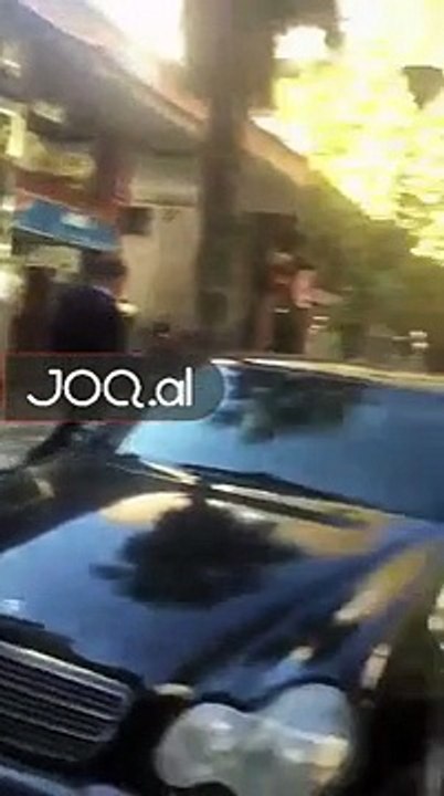 "I ka vdekur djali, mban frymën gjallë", të fortët e lali Erit i hedhin spinaqin të moshuarës