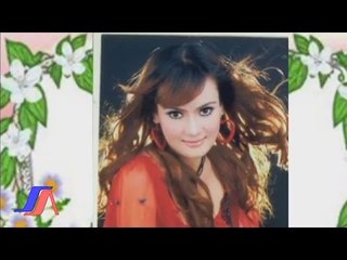 Iis Mahannica - Sebotol Minuman (Official Lyric Video)