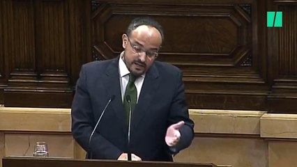 "¿Queda alguien que no sea facha?", Alejandro Fernández a Puigdemont en el Parlament