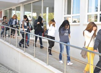 Fuhuş Operasyonunda Yakalanan Kadınların Meslekleri "Yok Artık" Dedirtti: Avukat da Var Doktor da