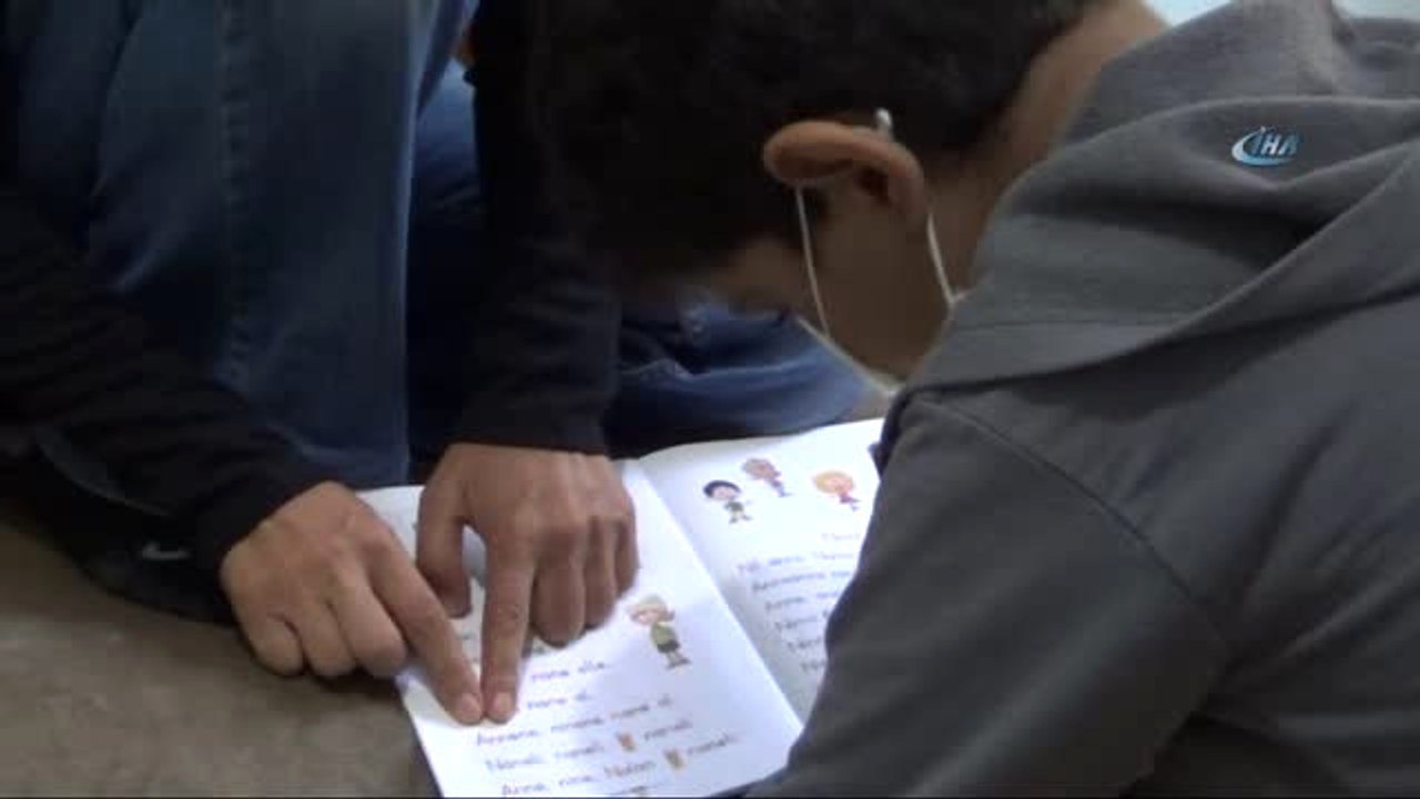 Lösemi Hastası Mushab'a Evde Eğitim