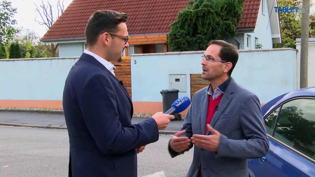 AUTOM PO BRATISLAVE s J. MRVOM: Postavme záchytné parkoviská, do centra Bratislavy nevojde jediné auto navyše