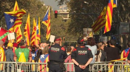 Les Catalans suspendus à une décision de Madrid et de Barcelone