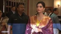 171.Sonam Kapoor stuns in traditional avatar at Lokmat Awards 2016