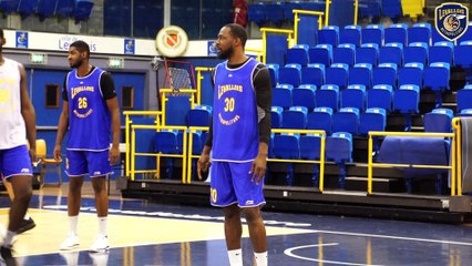 Avant match avec Florent pietrus, Dijon - Levallois