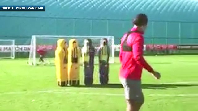 Le coup-franc exceptionnel de Van Dijk !