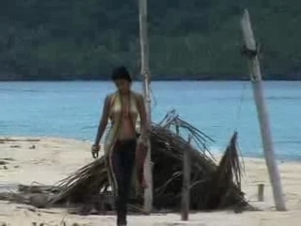 Behind Video clip QUIERO de Ricardo Arjona