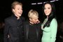 Internet criticizes Ellen DeGeneres for Katy Perry photo