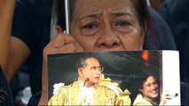 Thais mourn death of King Bhumibol Adulyadej with five-day ceremony