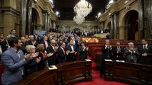 Katalonya parlamentosu bağımsızlık ilan etti
