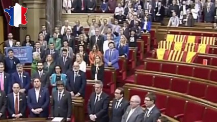 Le parlement de Catalogne déclare son indépendance de l'Espagne