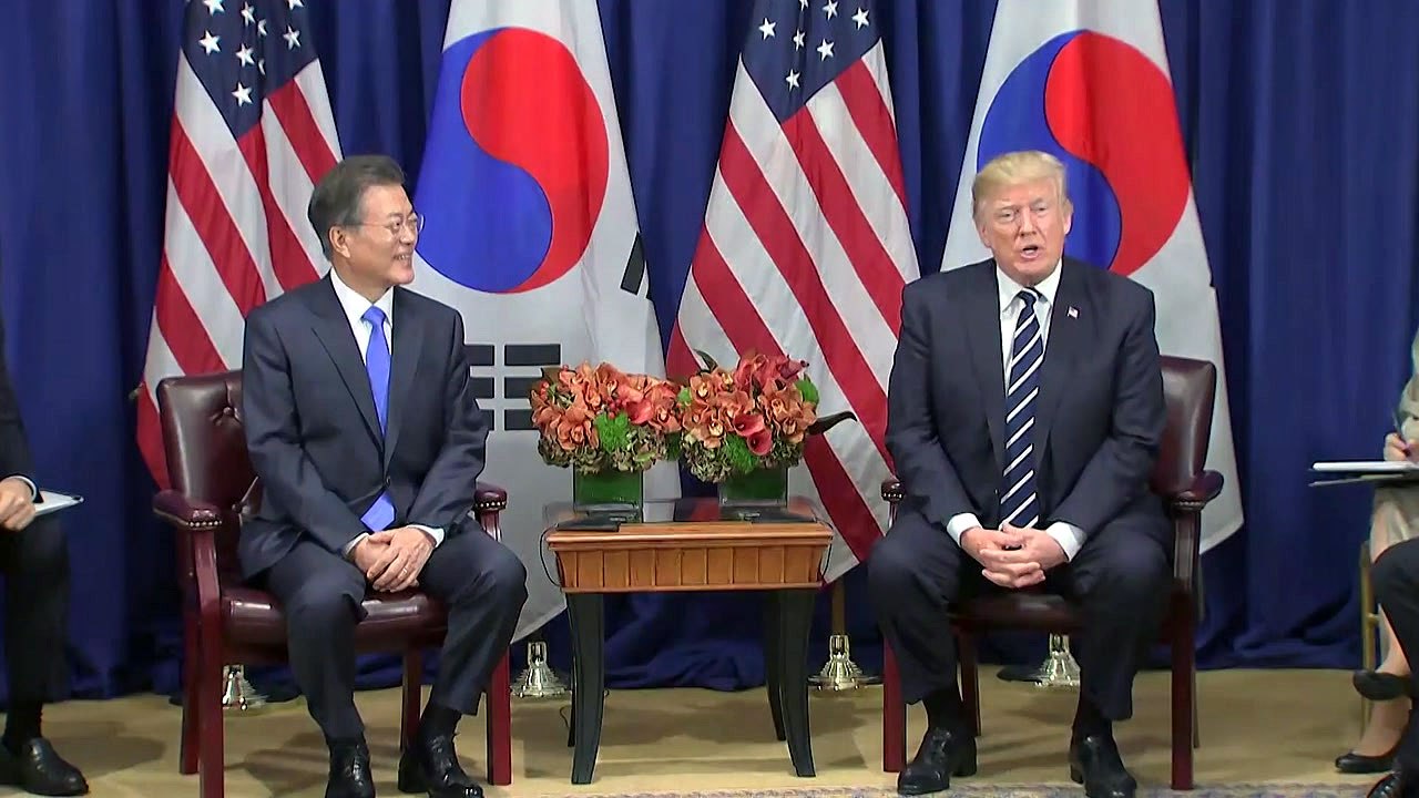 트럼프 순방 앞둔 美, 한반도 주변 전력 증강 / YTN