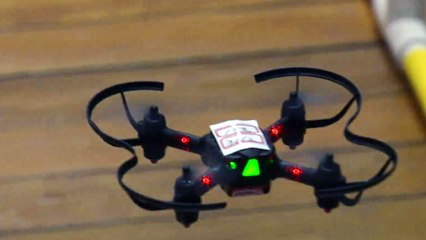 축구하며 춤추는 드론...축제 열기 / YTN