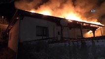 Yozgat'ta Tandırlıkta Çıkan Yangın 3 Eve Sıçradı
