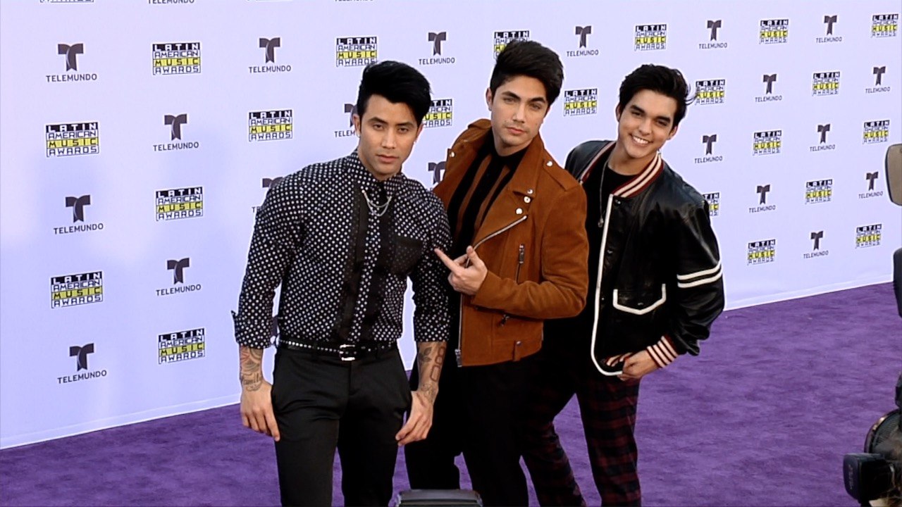 Angeles 2017 Latin American Music Awards Purple Carpet