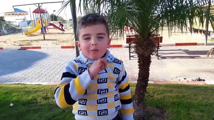 Cute Kids Playing, Acting Funny and Laughing Sound Effects-aQFvua6SFpw