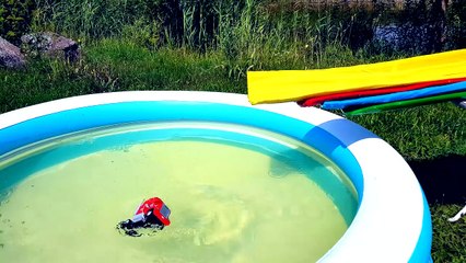 Disney cars 3 Toys FALL IN WATER  Batman on the car, Lightning Mcqueen, Monster Track-QJQ_-gTdesc