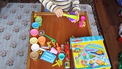 Play Doh Scoops'n Treats. Hasbro. Little boy having fun playing  ☺123abc Kids Toy TV-QQV2l1sC5yI