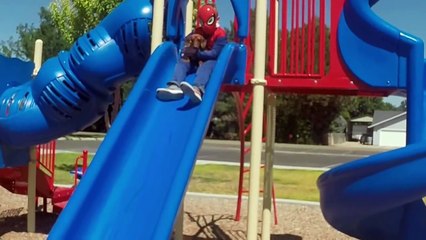 Spiderman saves Mr. Weenie!-idX4C99bHBY