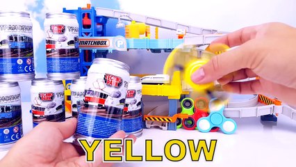 Surprises in banks. OPEN. Transport Cars. Funny videos for kids. Spinners.  kids toy cars-z_zjmjZGHB4