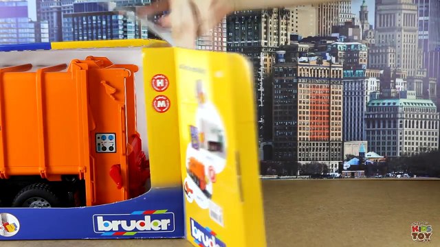 Garbage truck Bruder. Toy car for little boys. Bright organge and how realistic. (2763)-synolwXBT20