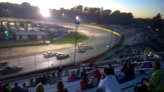 Street Stock Feature Caution #1 at Berlin Raceway on 09-26-14