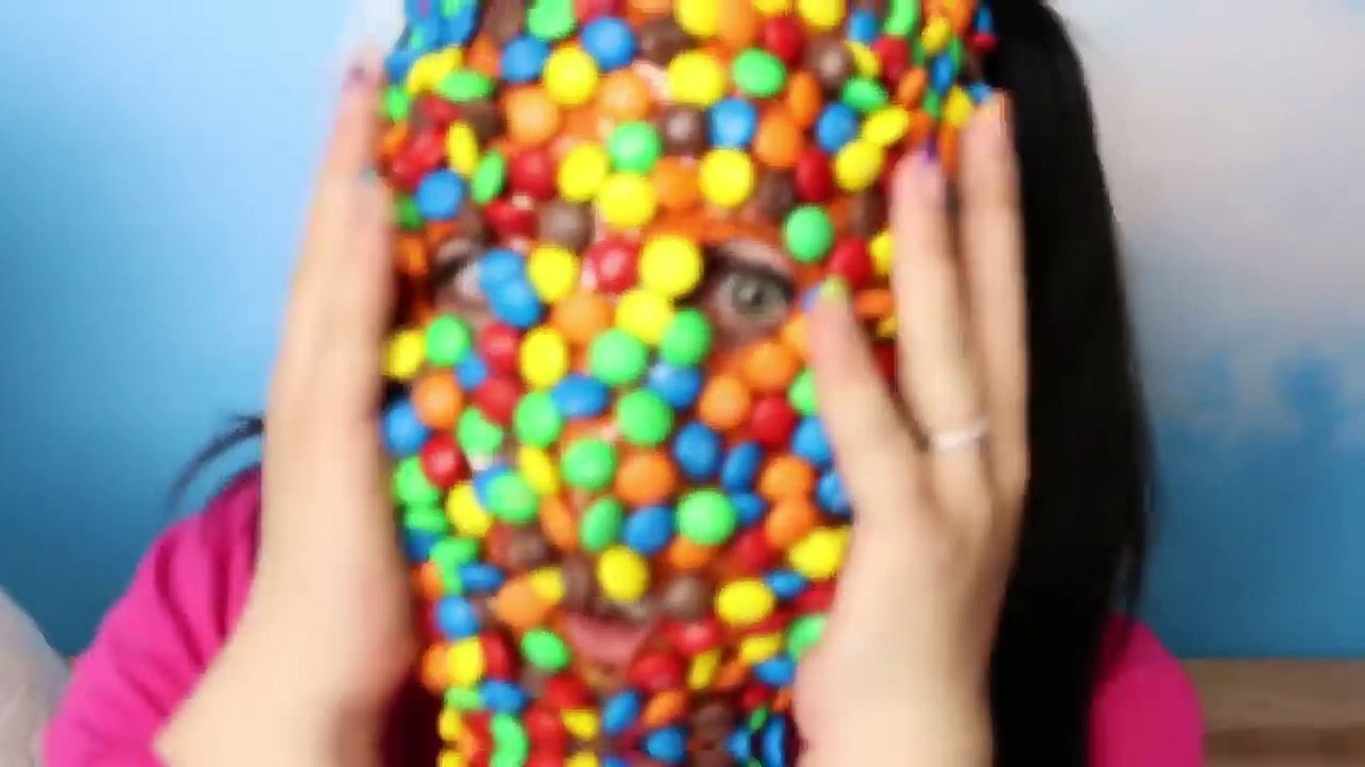Okay y'all remember how I had 661 peanut M&Ms in the giant