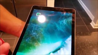 BRINGING IPAD APPLE THREW AWAY BACK TO APPLE STORE! Found iPad Air 2 Dumpster Diving At Apple Store!