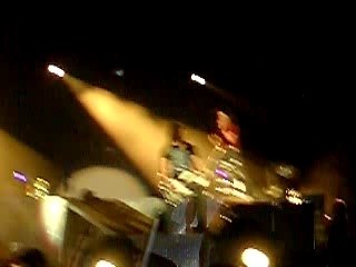 Break Away - Tokio Hotel (Refrain) @ Bercy 16.10.07