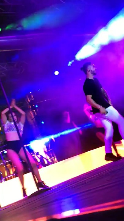 Maluma interpreta Vente Pa'ca