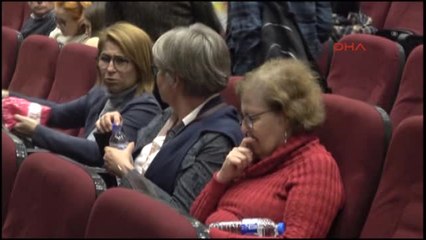 İzmir Dans Gösterisi Ayna Beğeni Topladı