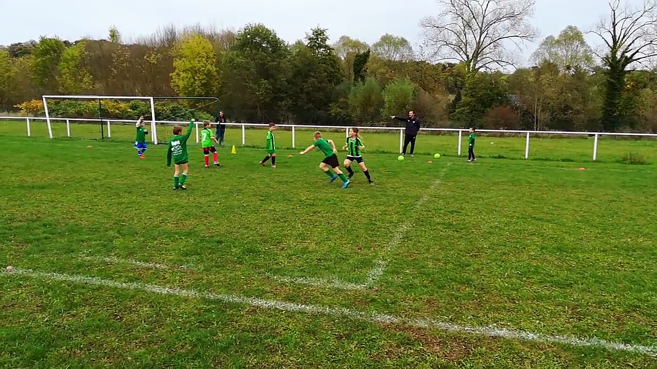 La guerre des coachs U9. Plateau à coulanges les deux équipes U9 se rencontrent...