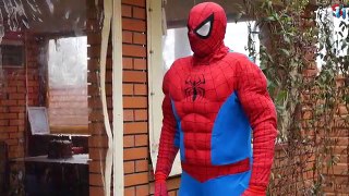 How did Spider man and police SWAT catch the black spiderman Venom superheroes in real life