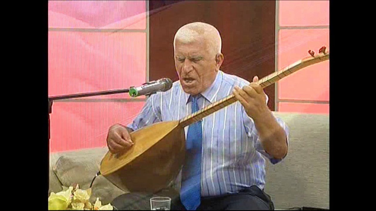 Üstat Cahit UZUN Türkiye'nin Tezenesi-Kanal B-O kara gözlere de Leyla'm