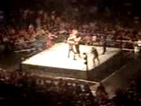 Batista & Mysterio vs Kahli et Finnlay Summerslam 2007 Bercy