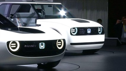 Auto-makers struggle to attract millennial buyers