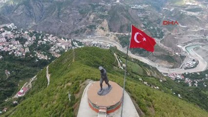 Artvin Türkiyenin En Büyük Atatürk Anıtına Ziyaretçi Akını