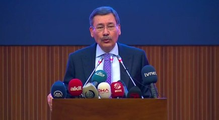 İstifasını Açıklayan Melih Gökçek'ten Dualı Mesaj: İçimizdeki Fitnecileri Helak Et Yarabbi!