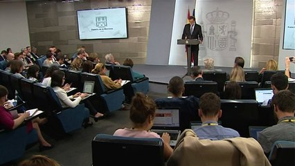 مدريد تفرض الوصاية المباشرة على كاتالونيا "المستقلة"