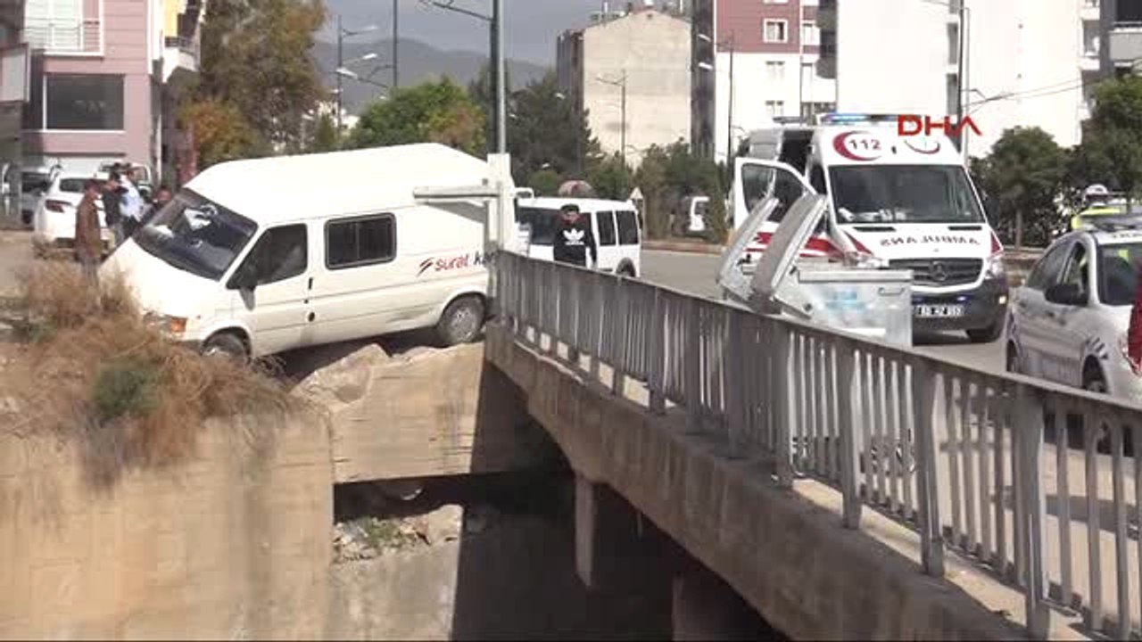 Tokat'ta Trafik Kazası Sonrası Sürücüler Kavga Etti