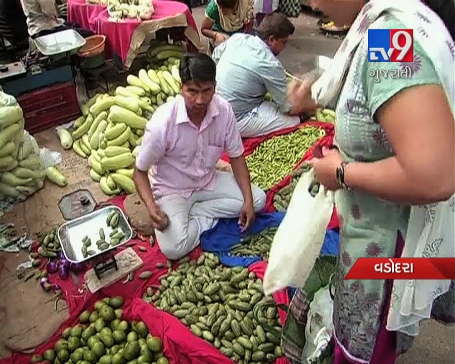 Soaring veggies burn hole in customers pocket, Vadodara - Tv9 Gujarati