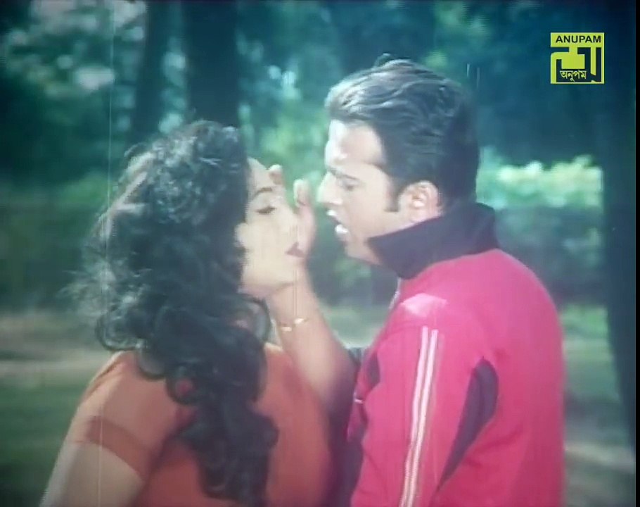 Bangla hot song|Aar Jeno Bhul Na Hoy|আর যেন ভুল না হয় Bangla romantic song|[ভালবাসা কারে কয়] । Bangla Movie Song - Riaz, Shabnur