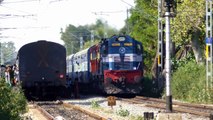 Single Line Trains & Crossings : Indian Railways