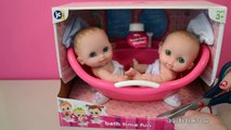 Twin Baby Dolls Bath Time Fun - Lil Cutesies Dolls Bathtub How to bath baby Dolls toy video