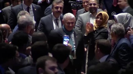 Yıldırım : "(Gençler) Türkiye'nin Eski Karanlık Günleri Geride Kalırken Sizlerle Yeni Bir Sayfa...
