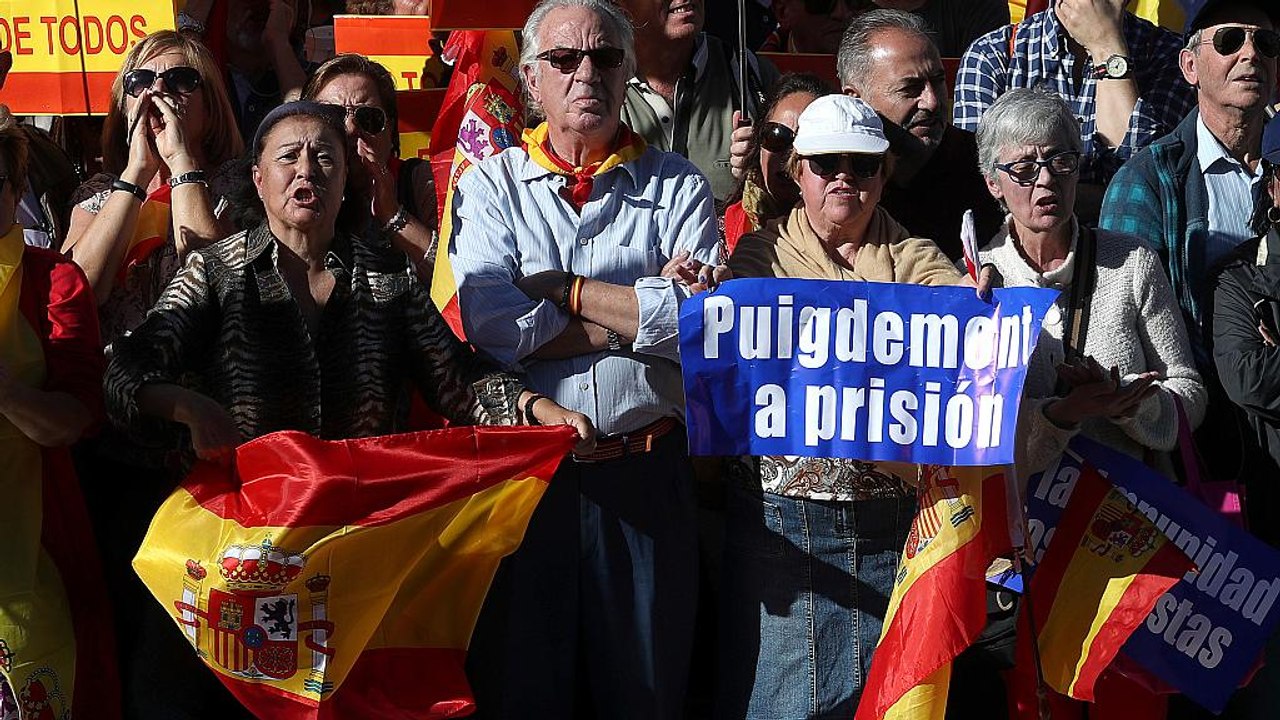 Barcelona entmachtet, Madrid in Feierlaune