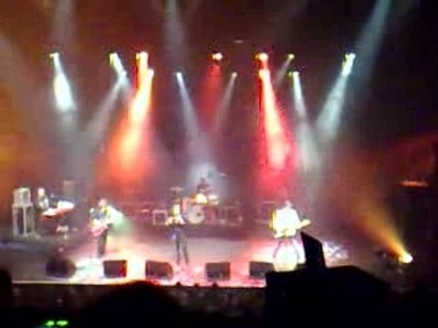 Rita MITSOUKO à L'Olympia sans Fred CHICHIN Stones